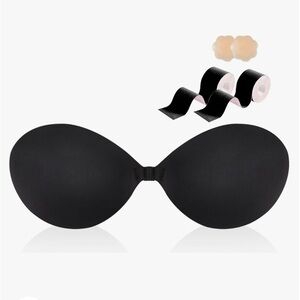 NWT  Sticky Bra + Nipple Covers + Boob Tapes + Gift Box  C black